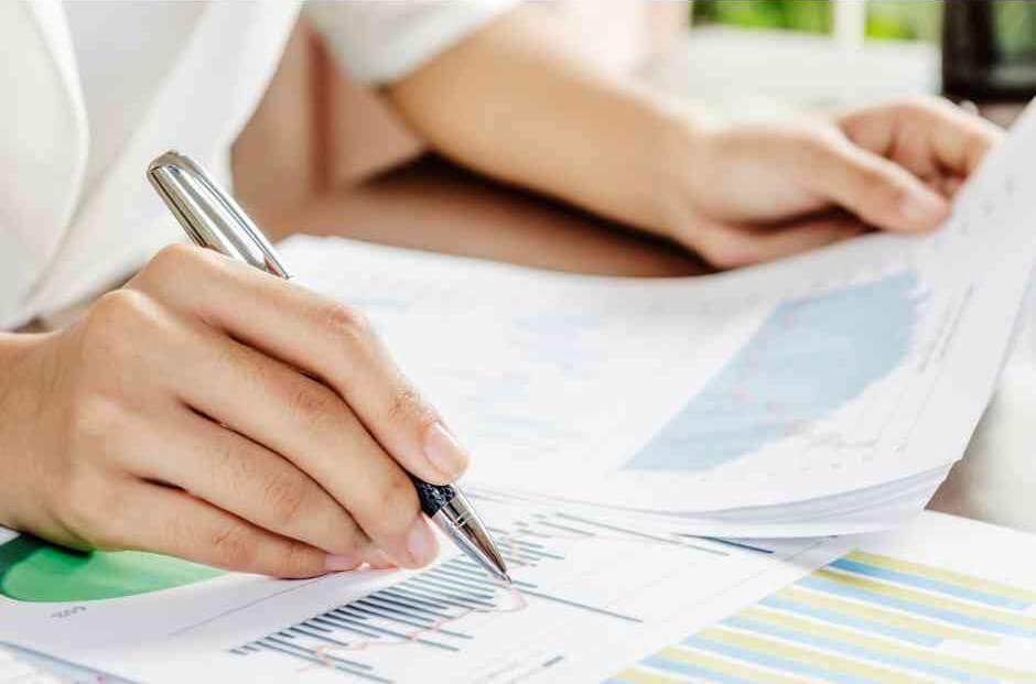 pen and paper, comparing data